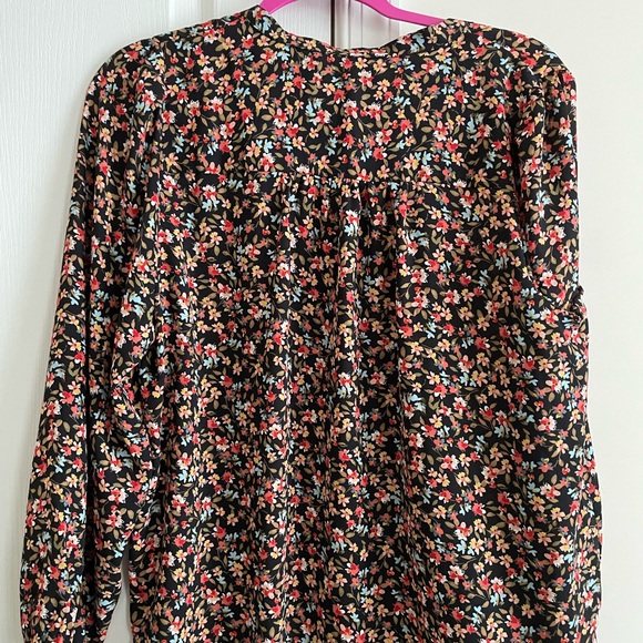 Ann Taylor LOFT Floral Blouse LS Size PL - Picture 4 of 5